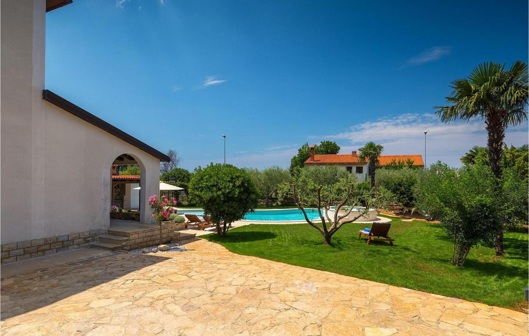 Villa David โปเรช ภายนอก รูปภาพ