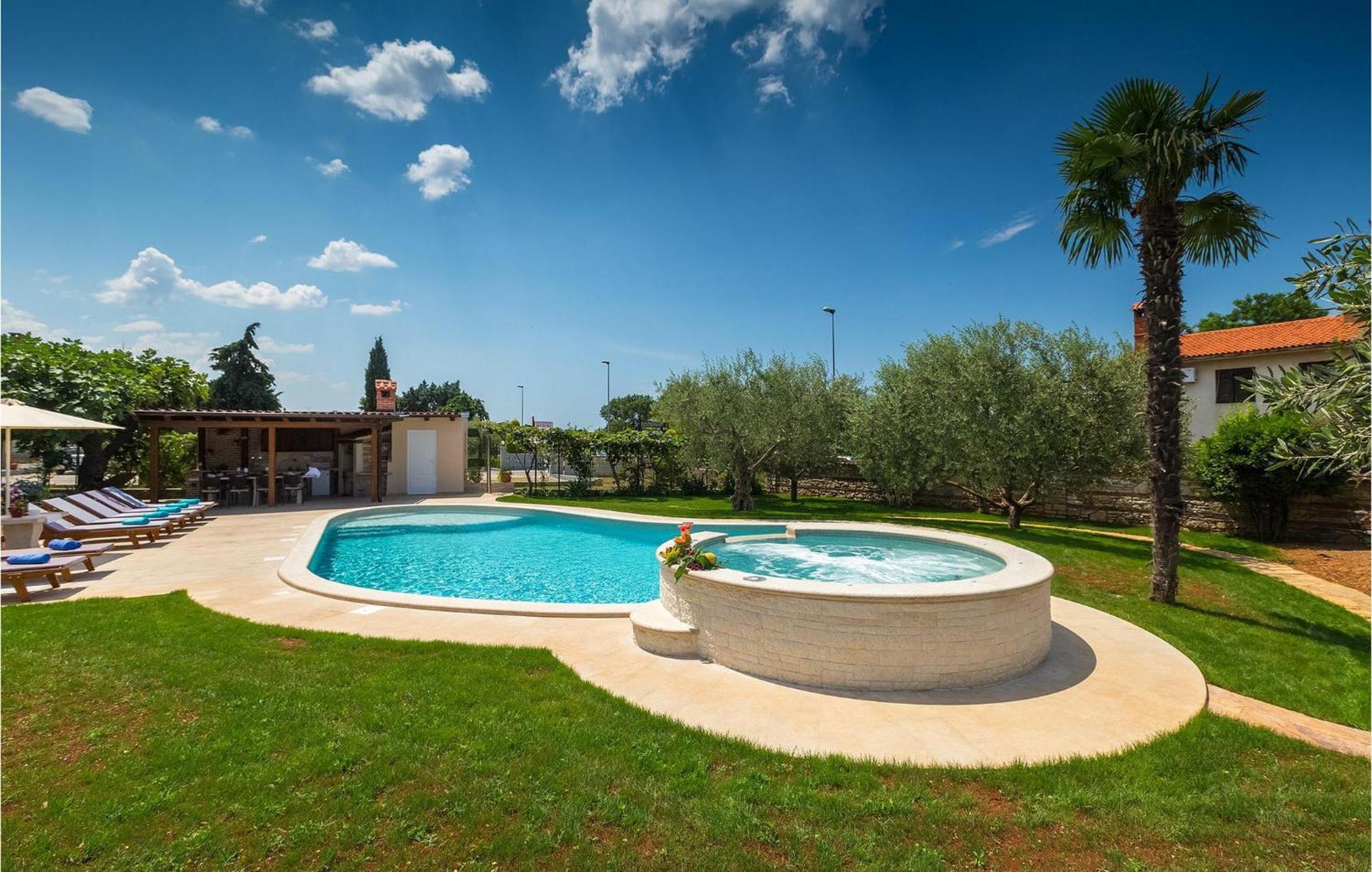 Villa David โปเรช ภายนอก รูปภาพ