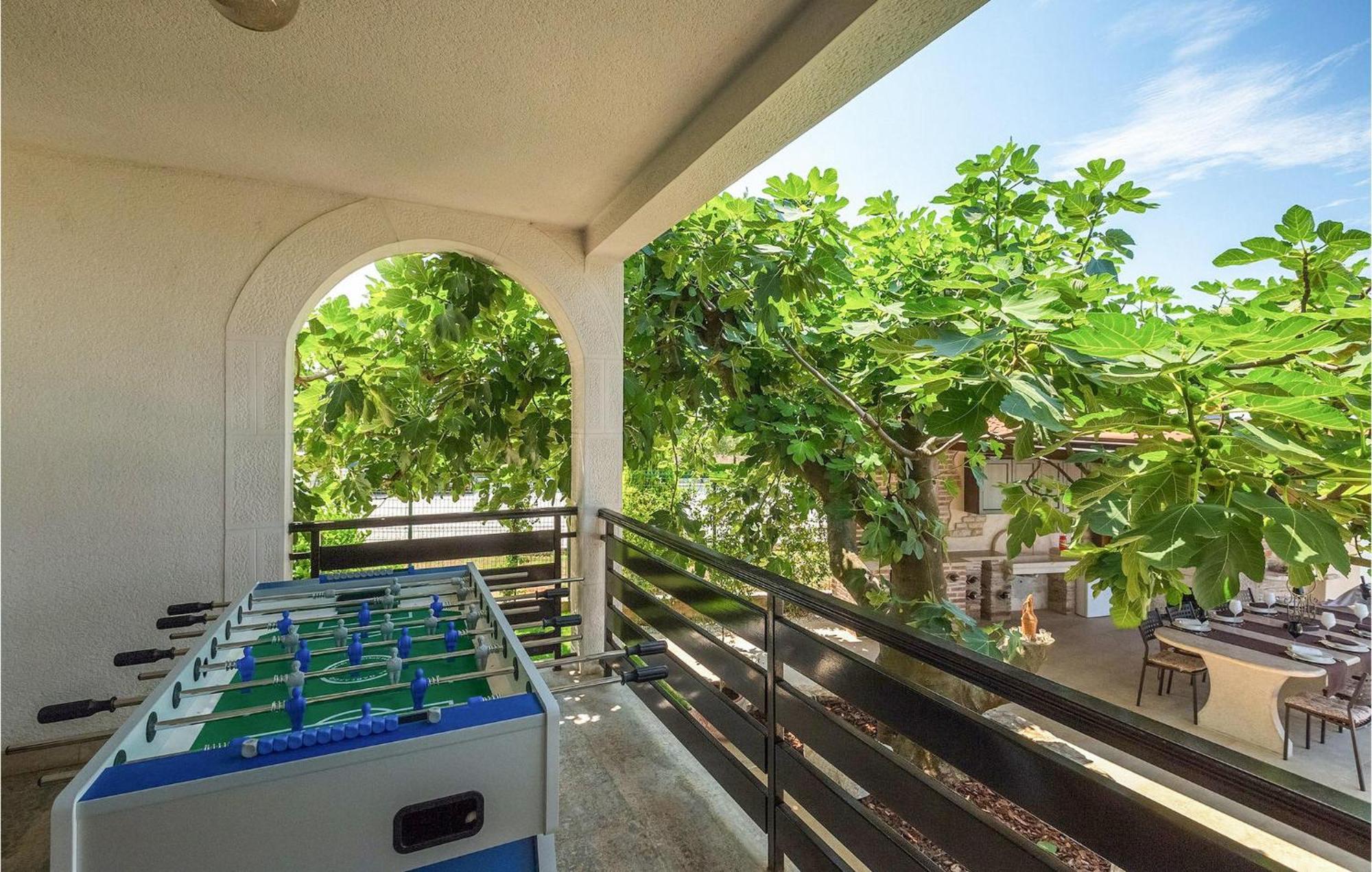 Villa David โปเรช ภายนอก รูปภาพ